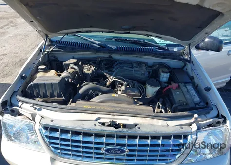 2005 Ford Explorer Limited from USA, damaged, VIN 1FMDU75K75ZA57352